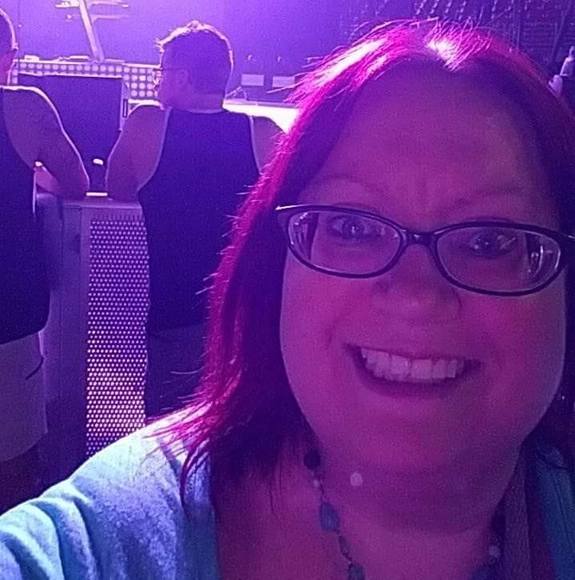 Meet your Posher, Cassie - Picture 1 of 1